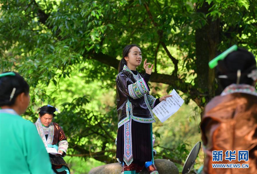（脱贫攻坚）（12）苗山脱贫影像志——一位女大学生的特殊假期课堂