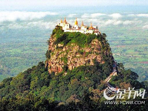 1500米高死火山上的神奇寺庙 中国民族宗教网
