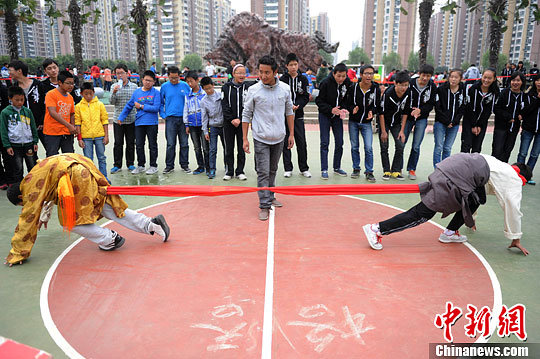 藏族传统体育项目走进安徽校园