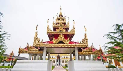 于2014年5月25日,千年古刹白马寺的又一座异国风格佛殿——缅甸风格